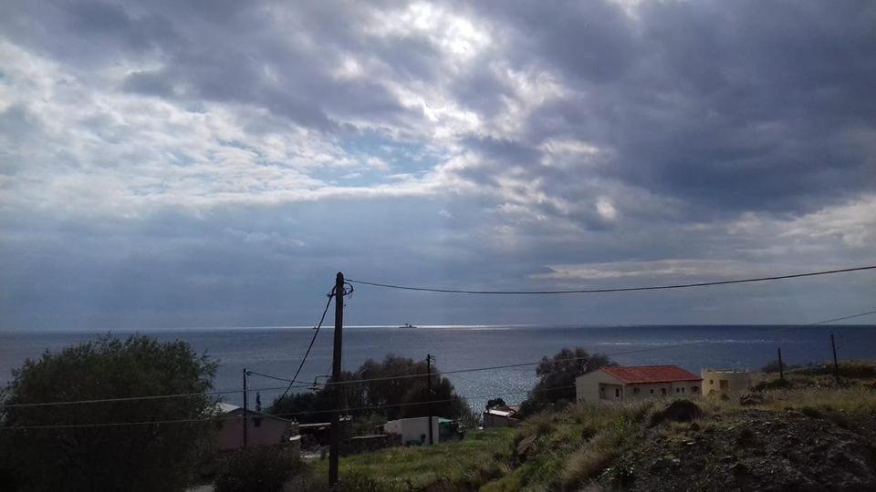 Sifis Pirounakis Anatoli Villa Lentas Bagian luar foto